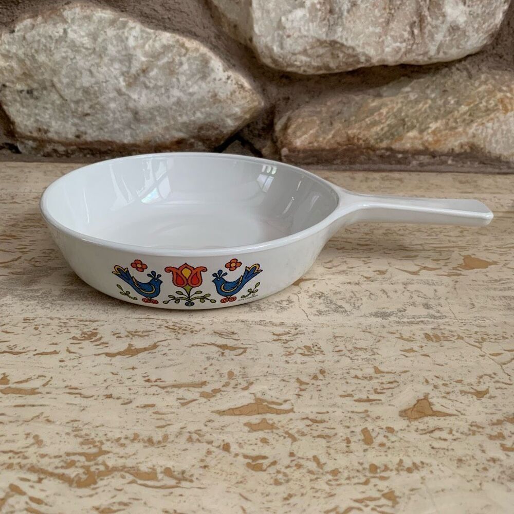 Vintage 70s Corningware Country festival  sauce skillet * small chipu*